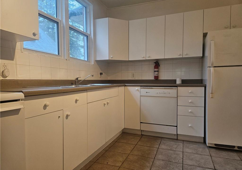 35-kingsmount-street-n-hamilton-ontario-40826060