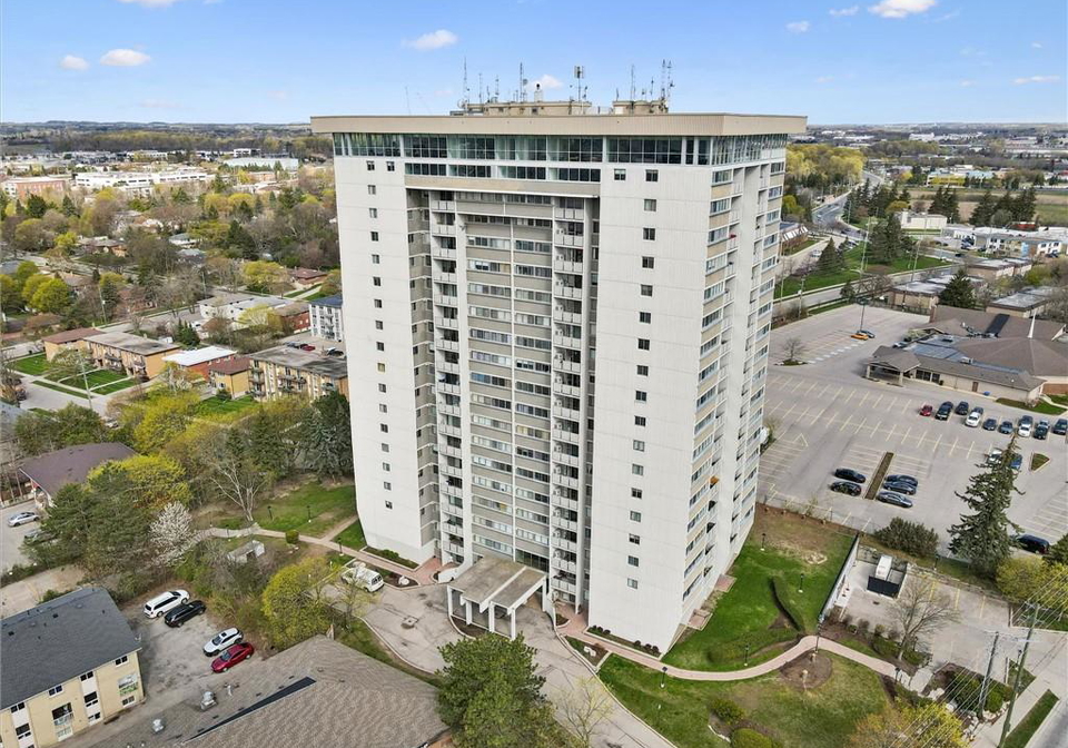 375-king-street-n-waterloo-ontario-40826062