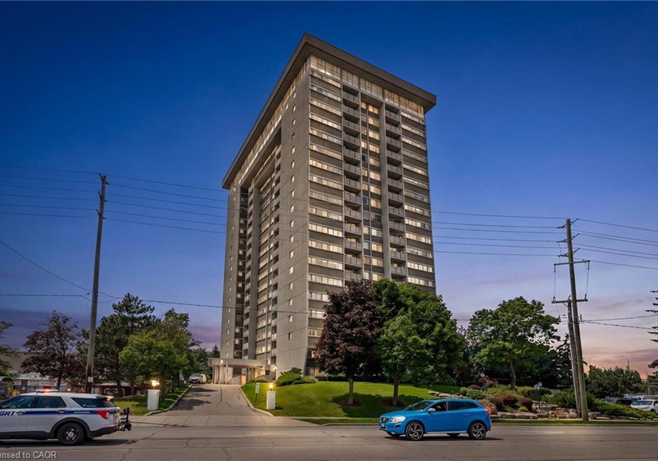 375-king-street-n-waterloo-ontario-40826062