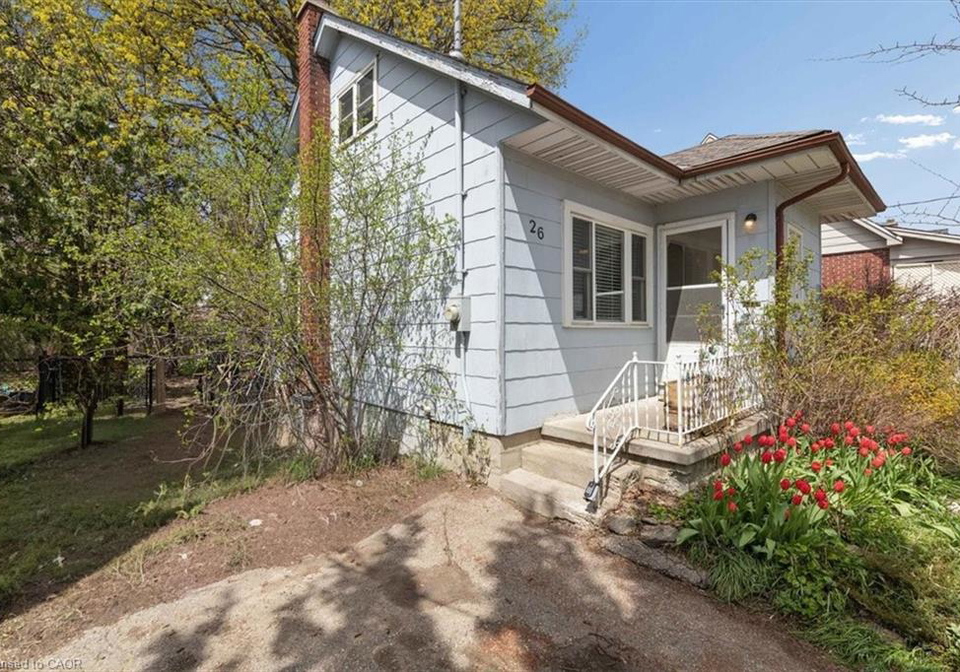 26-sydney-street-n-kitchener-ontario-40826069