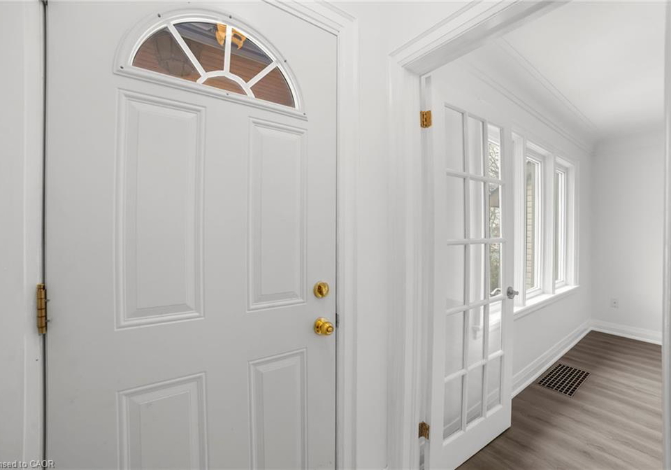 53-paradise-road-s-hamilton-ontario-40826080
