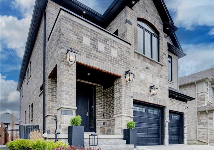521-gristmill-street-waterloo-ontario-40826116