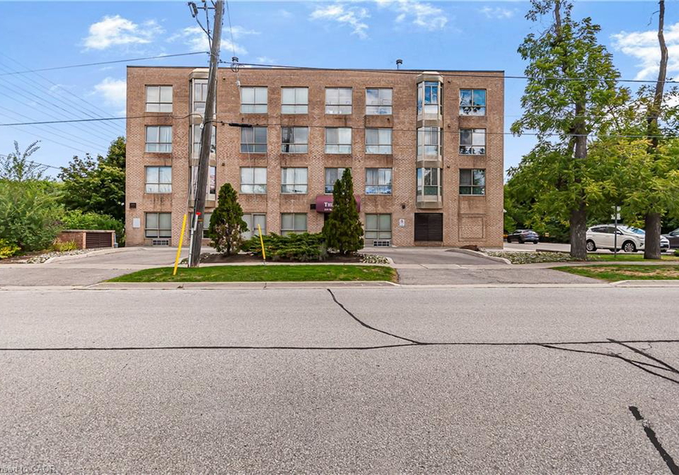249-major-mackenzie-drive-e-richmond-hill-ontario-40826161