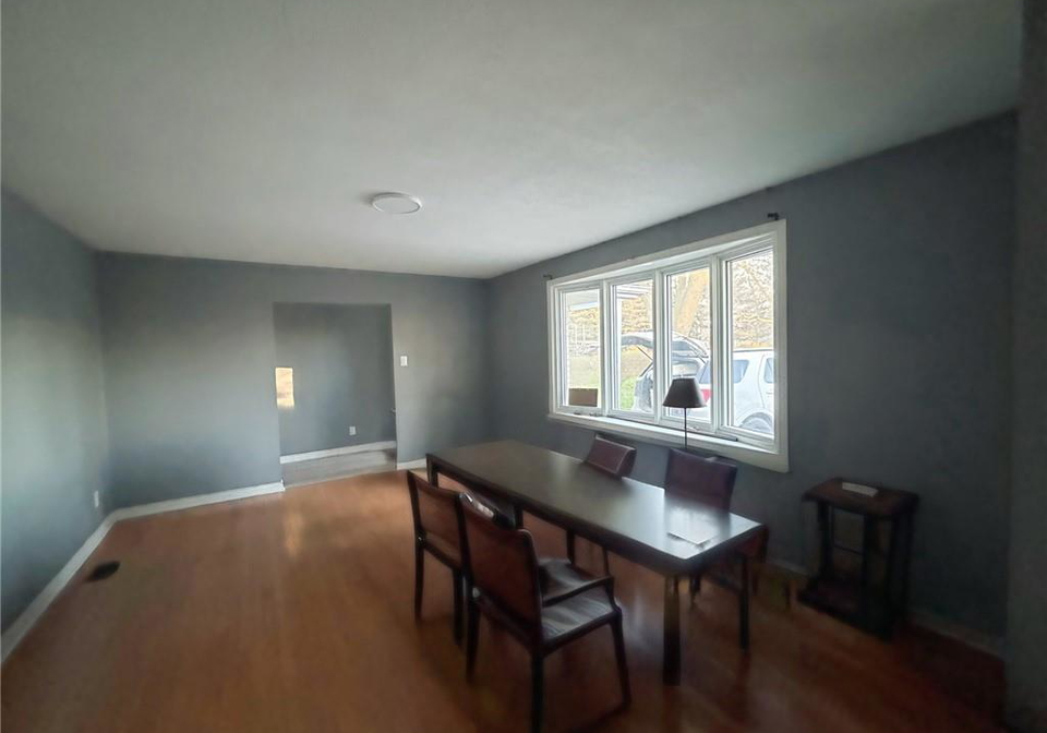 2302-snyders-road-e-petersburg-ontario-40826210