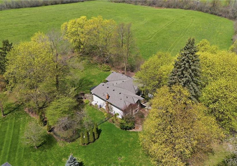 12136-sixth-line-limehouse-ontario-40826224