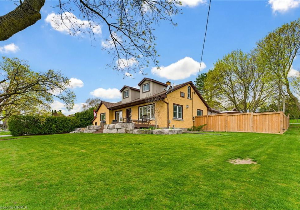 3-elizabeth-street-st-george-ontario-40826227
