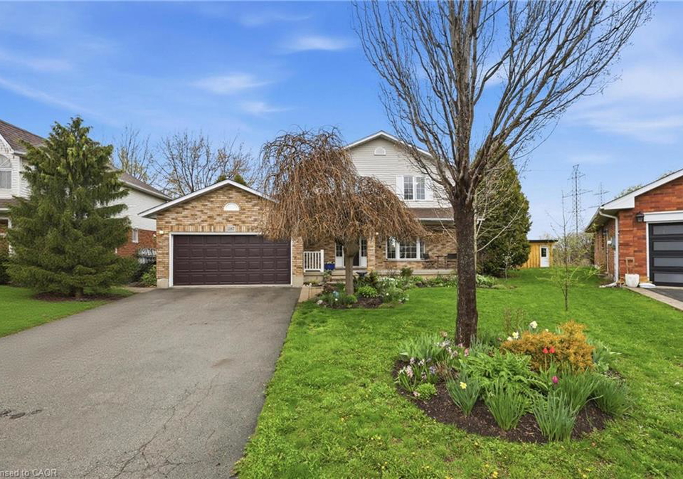 187-alderlea-drive-glanbrook-ontario-40826252