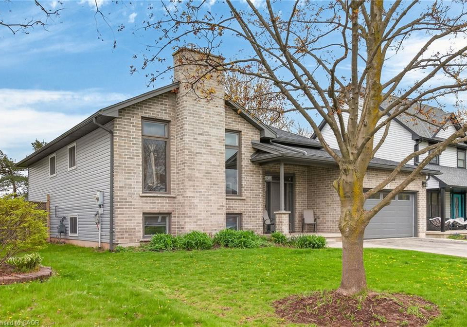 6-kintyre-court-caledonia-ontario-40826265