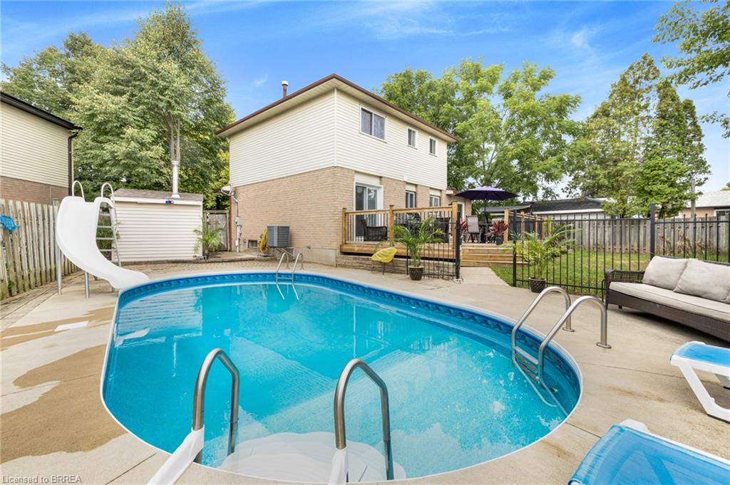 37-rose-court-paris-ontario-40826281