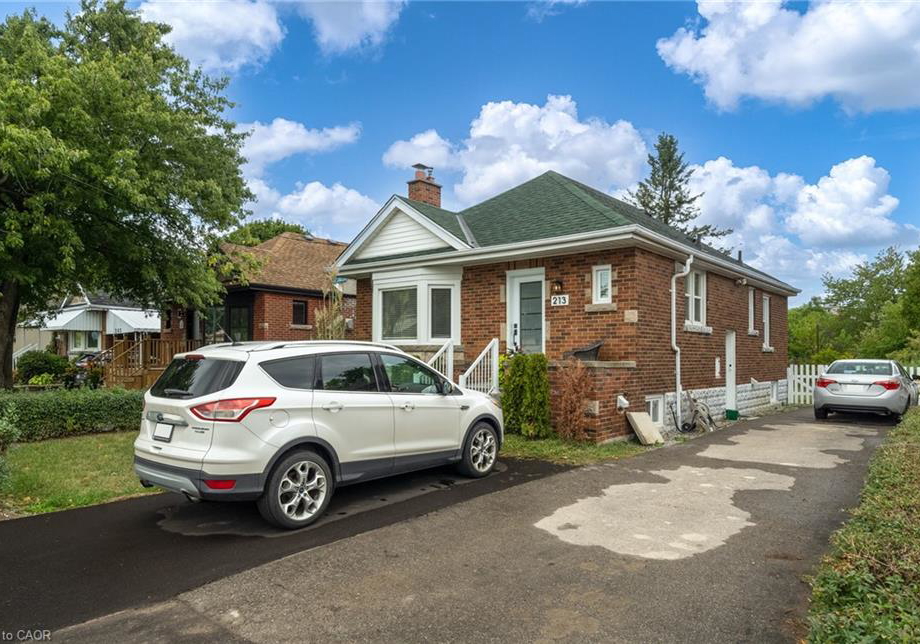 213-inverness-avenue-e-hamilton-ontario-40826367