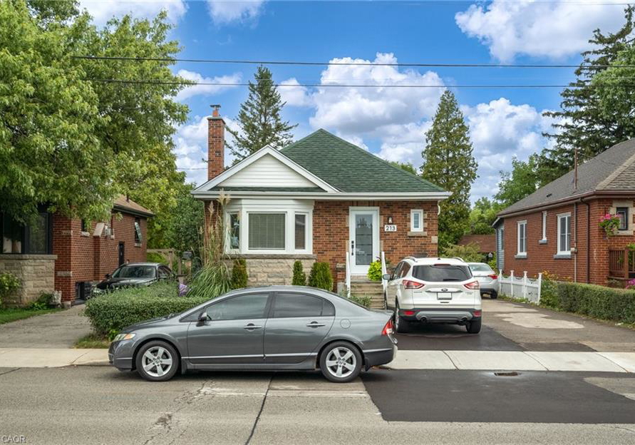 213-inverness-avenue-e-hamilton-ontario-40826367