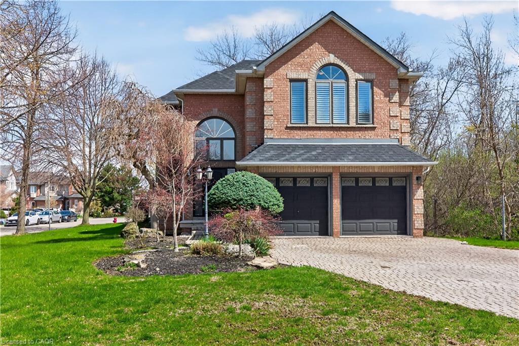 85-waterford-crescent-stoney-creek-ontario-40826375