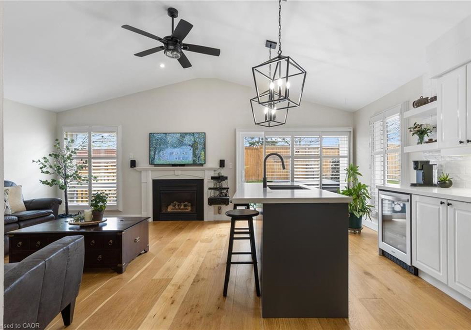 1818-bridlington-court-mississauga-ontario-40826409