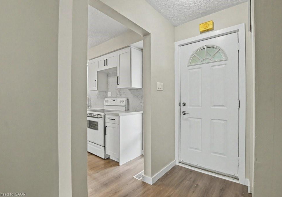 104-ralgreen-crescent-kitchener-ontario-40826410