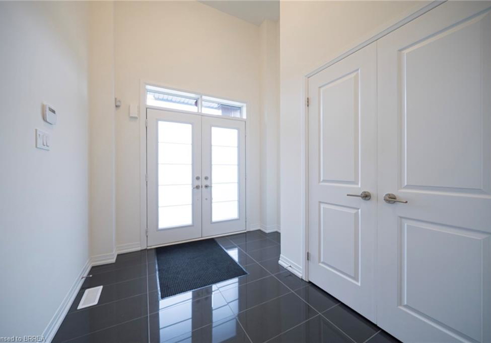 9-tarrison-street-brantford-ontario-40826416