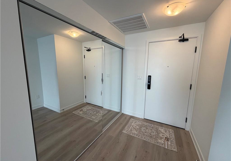 2075-lakeshore-road-burlington-ontario-40826436