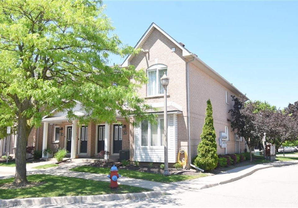 2-harbour-drive-stoney-creek-ontario-40826441