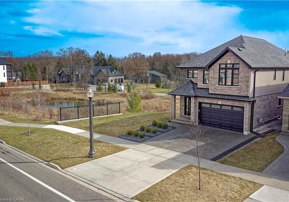 477-blair-creek-drive-kitchener-ontario-40826466