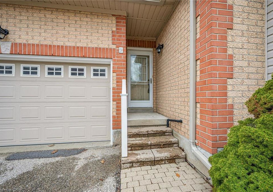 100-idle-creek-drive-kitchener-ontario-40826496