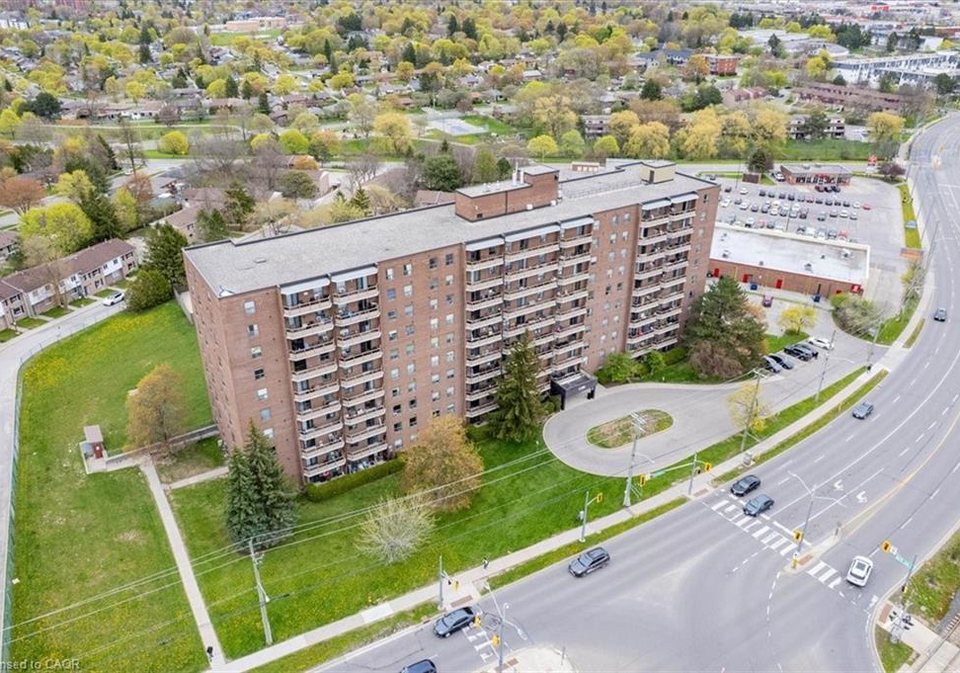 1100-courtland-avenue-e-kitchener-ontario-40826510
