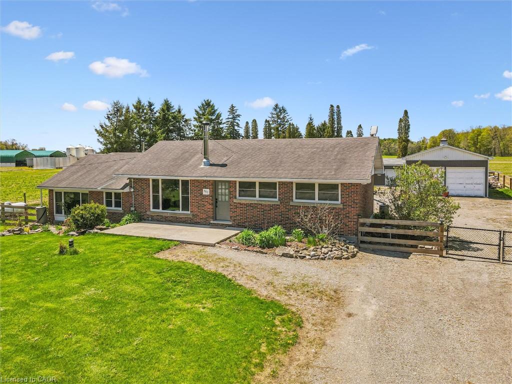 957-middletown-road-millgrove-ontario-40826519