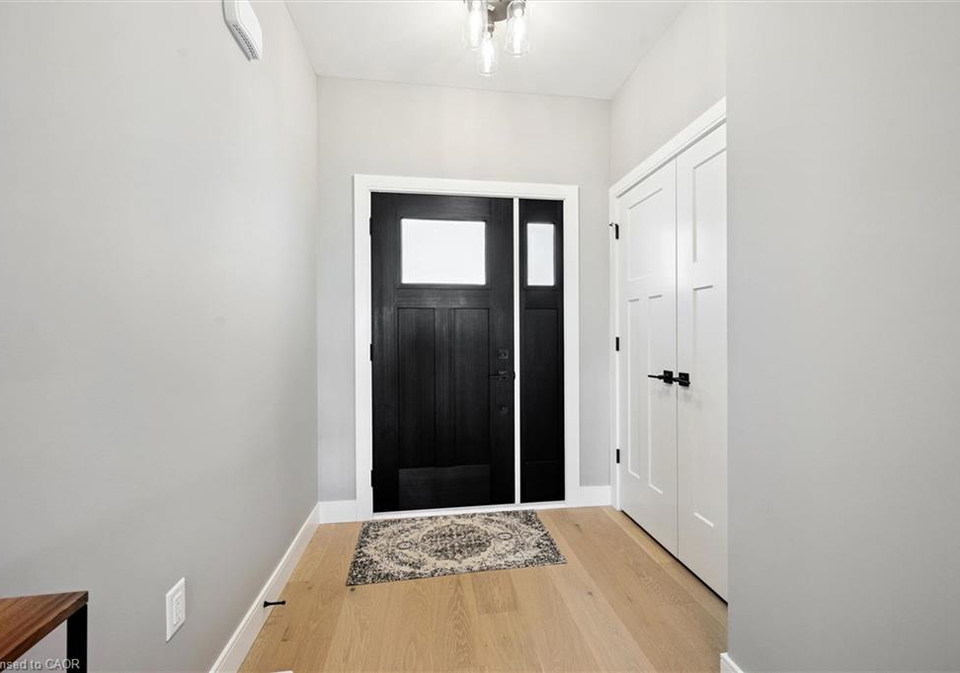 56-walker-road-ingersoll-ontario-40826535