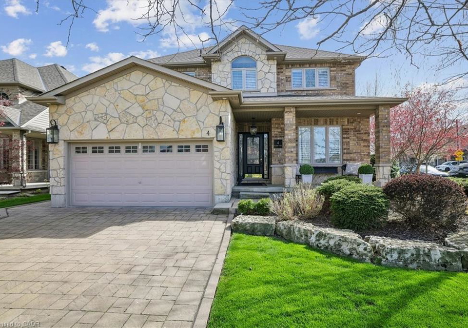 4-degrow-crescent-binbrook-ontario-40826543