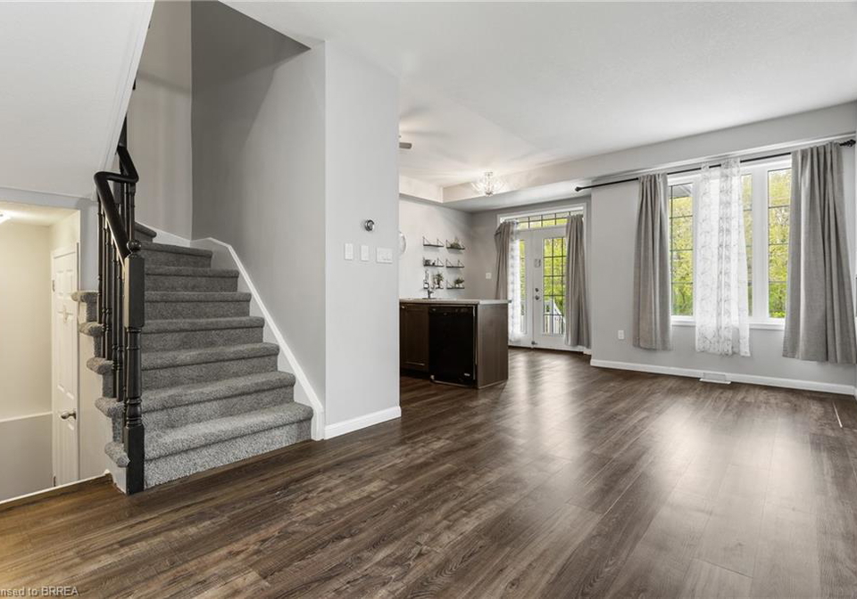 21-diana-avenue-brantford-ontario-40826574
