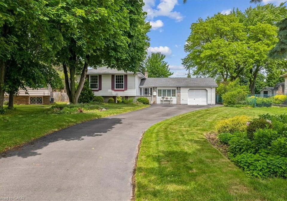668-bridle-wood-burlington-ontario-40826578