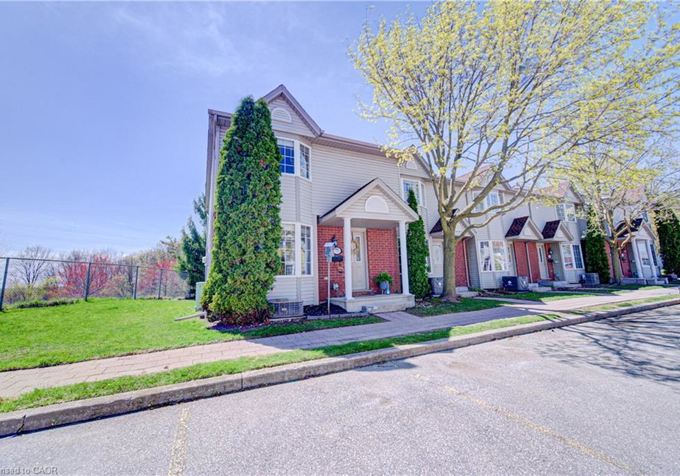 235-saginaw-parkway-cambridge-ontario-40826609