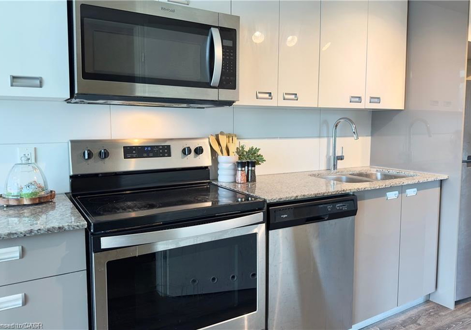 257-hemlock-street-waterloo-ontario-40826635