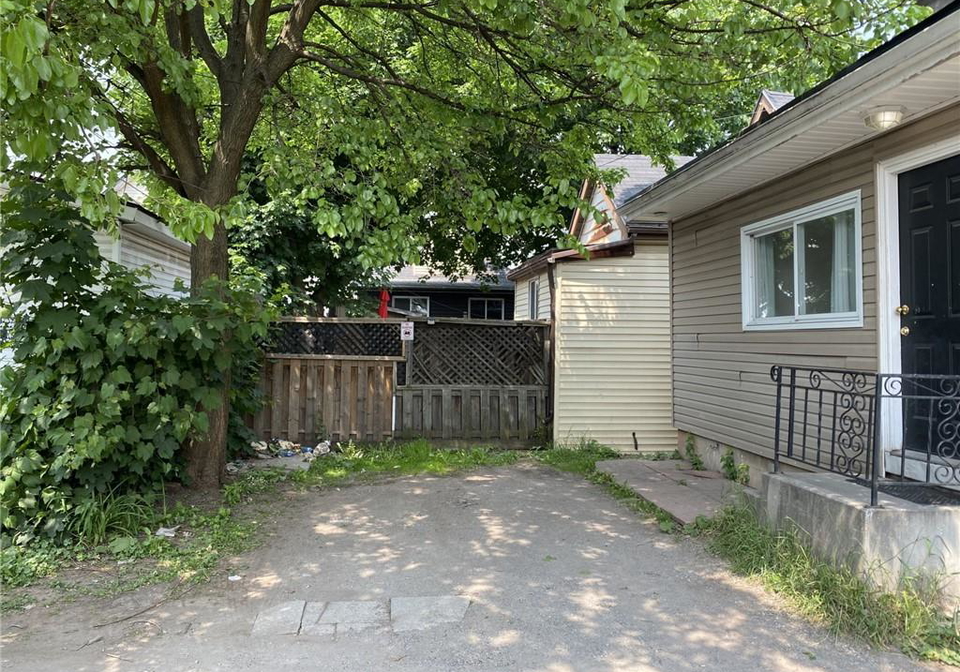 1164-cannon-street-e-hamilton-ontario-40826643