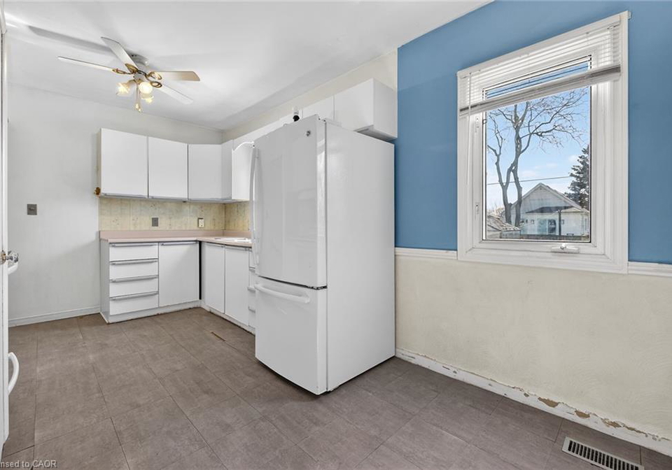 227-west-19th-street-hamilton-ontario-40826645
