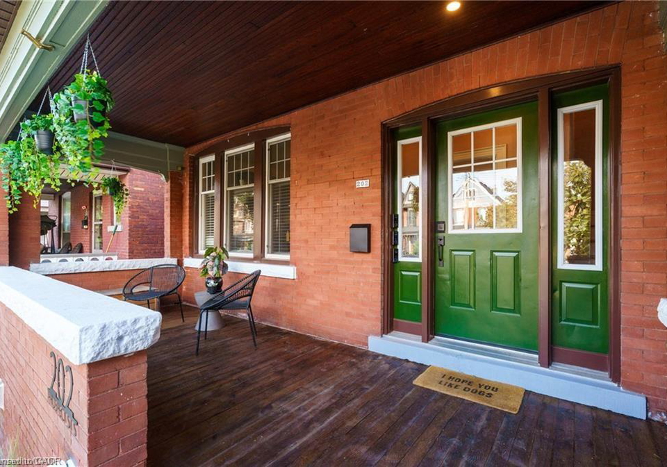 202-prospect-street-s-hamilton-ontario-40826674