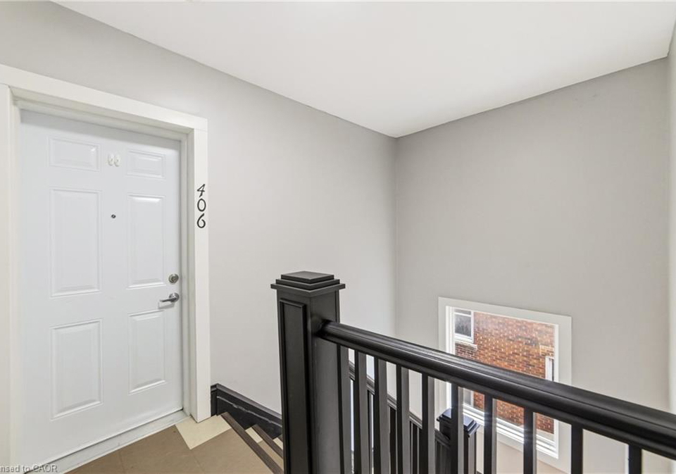 1544-king-street-e-hamilton-ontario-40826676