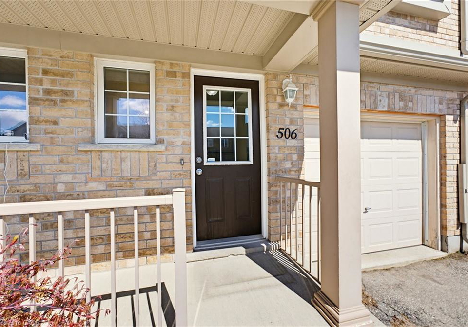 506-beaumont-crescent-kitchener-ontario-40826678