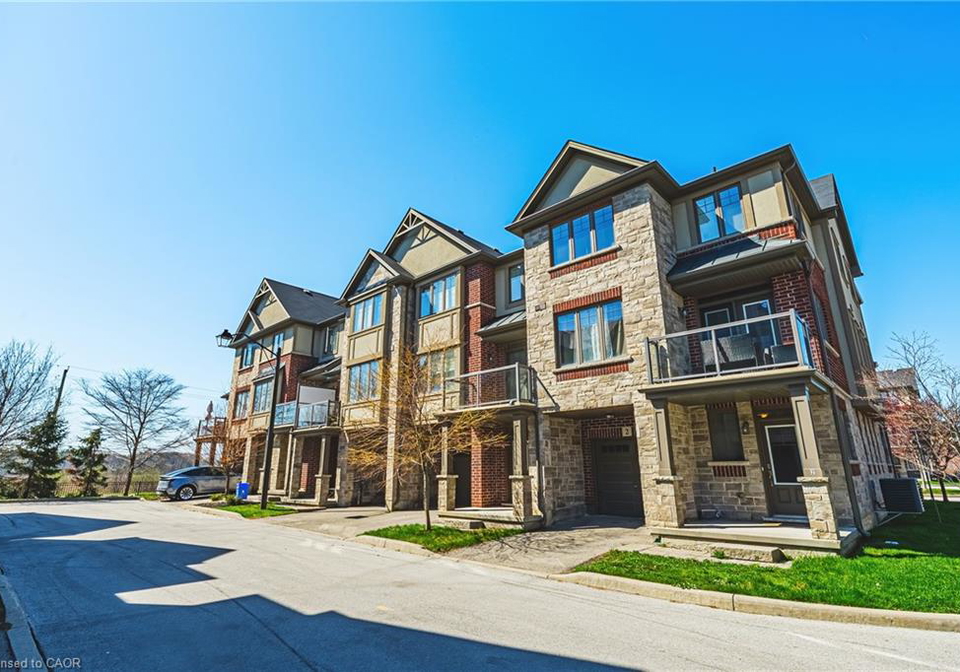 4-bird-lane-ancaster-ontario-40826691