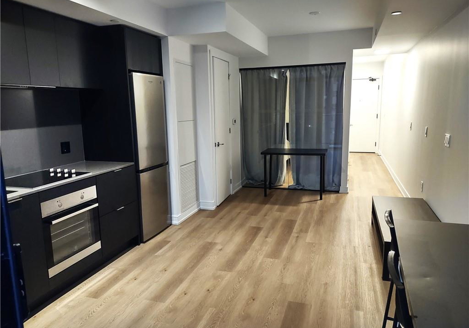 1-jarvis-street-hamilton-ontario-40826713