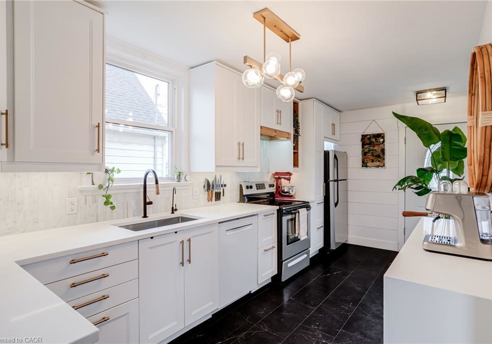 624-burgess-avenue-hamilton-ontario-40826737