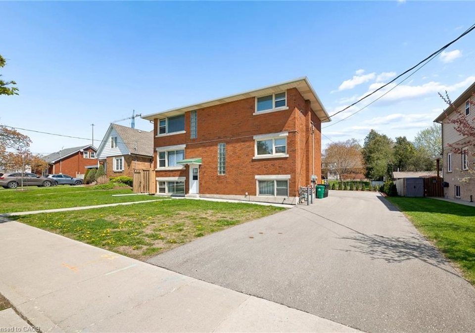 39-third-avenue-kitchener-ontario-40826788