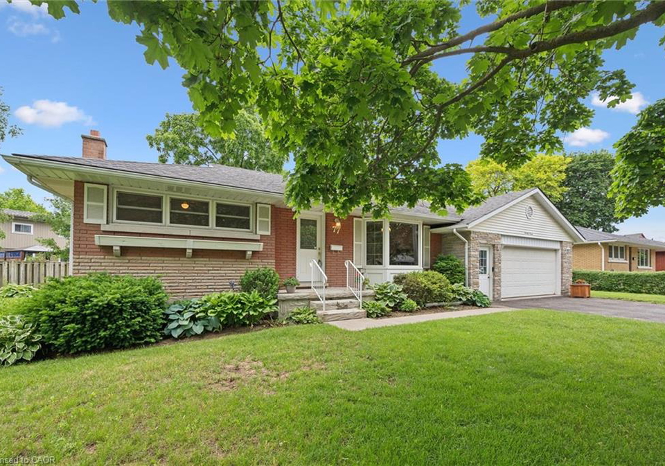 77-maywood-road-kitchener-ontario-40826790