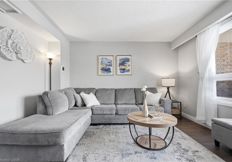 423-westwood-drive-kitchener-ontario-40826800