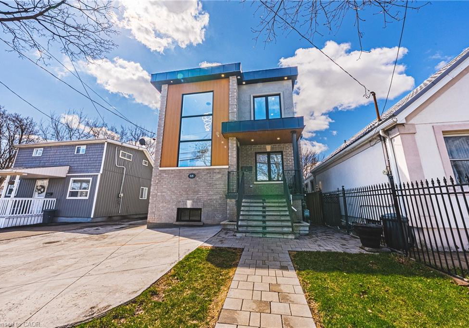 68-vansitmart-avenue-hamilton-ontario-40826810