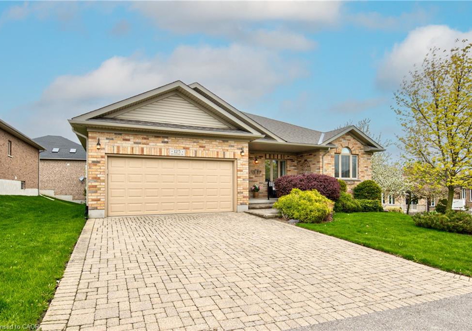125-devonshire-drive-new-hamburg-ontario-40826823