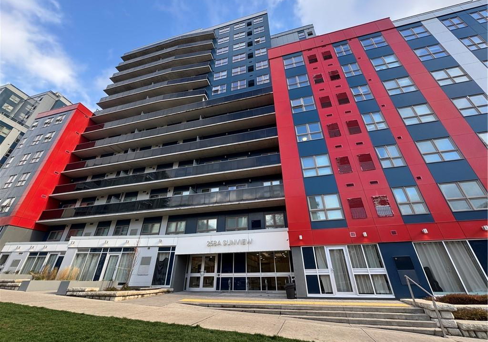 258b-sunview-street-waterloo-ontario-40826876