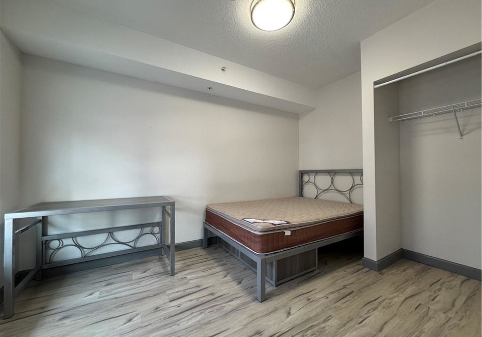 258b-sunview-street-waterloo-ontario-40826876
