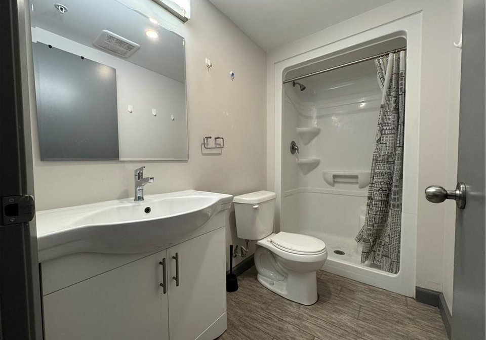 258b-sunview-street-waterloo-ontario-40826876