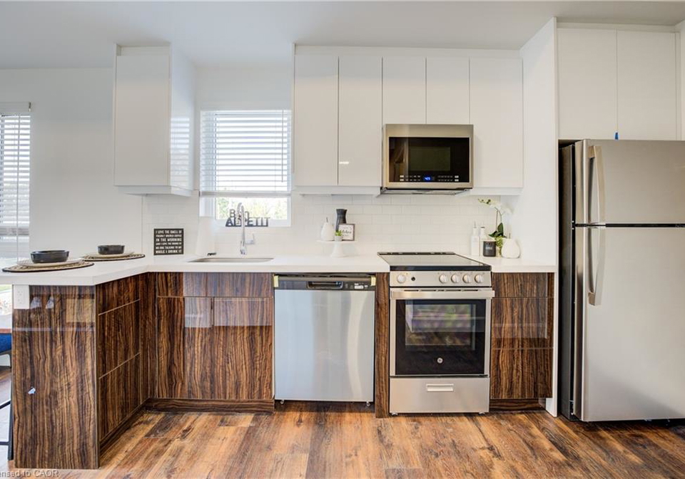 132-woolwich-street-kitchener-ontario-40826888