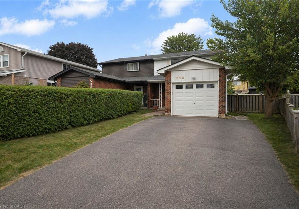 582-lakeview-avenue-oshawa-ontario-40826913