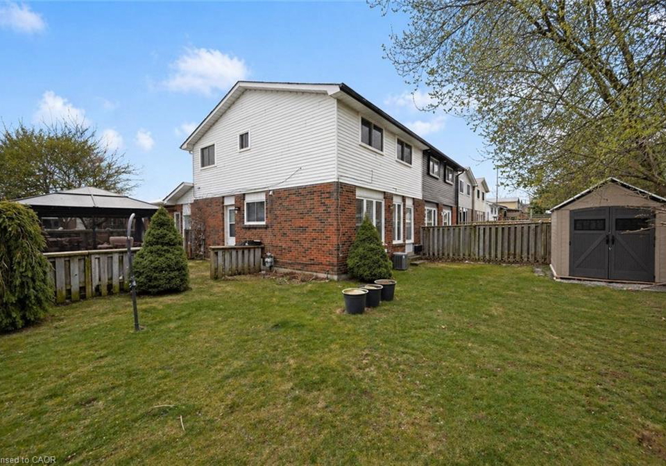 582-lakeview-avenue-oshawa-ontario-40826913